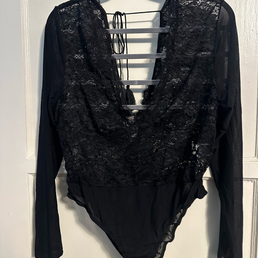SHEIN Black Lace Strappy Bodysuit